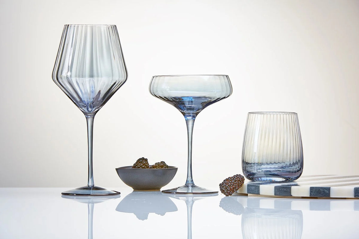 Tag Chelsea Iridescent Optic Wine Glass Smoke